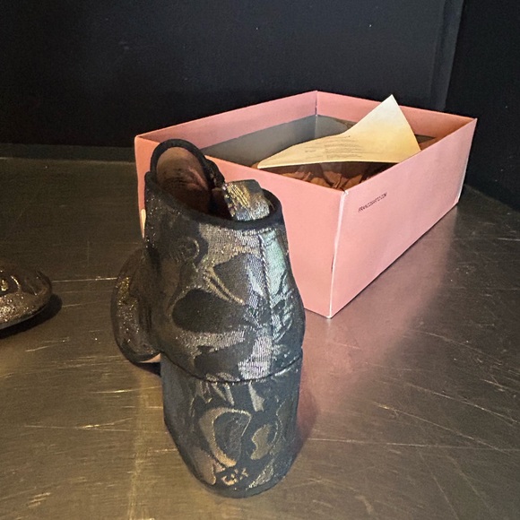 Sarto Shoes Women Size 6 Floral - Picture 3 of 12